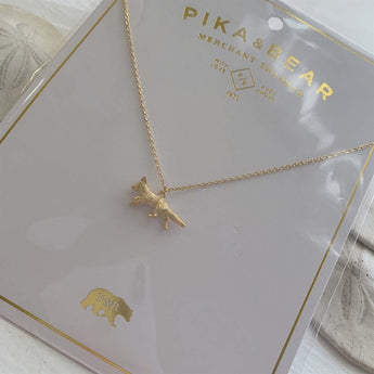 Refr Tiny Fox Charm Necklace in Gold