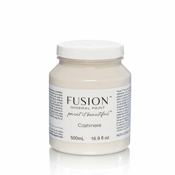 Fusion Mineral Paint, 500ml jar, soft neutral with a slight cream undertone.