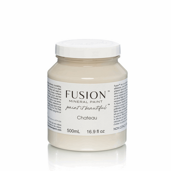 Fusion Mineral Paint Chateau, 500ml jar, warm neutral grey inspired by castle walls with light-reflecting qualities.