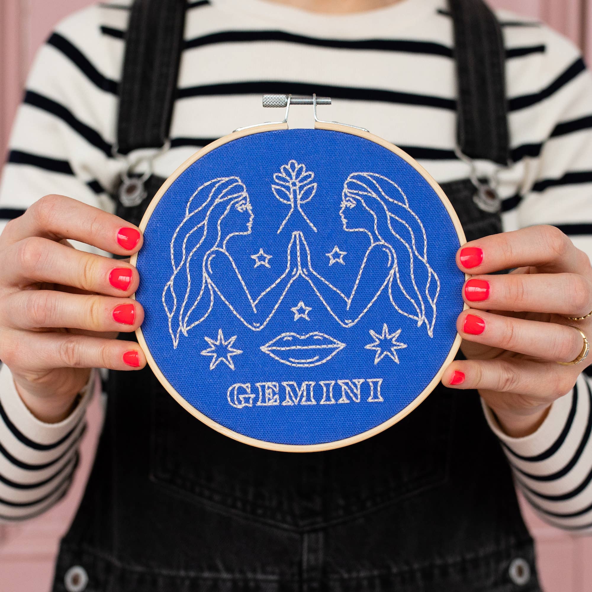 Gemini Embroidery Hoop Kit – Crackle and Teal